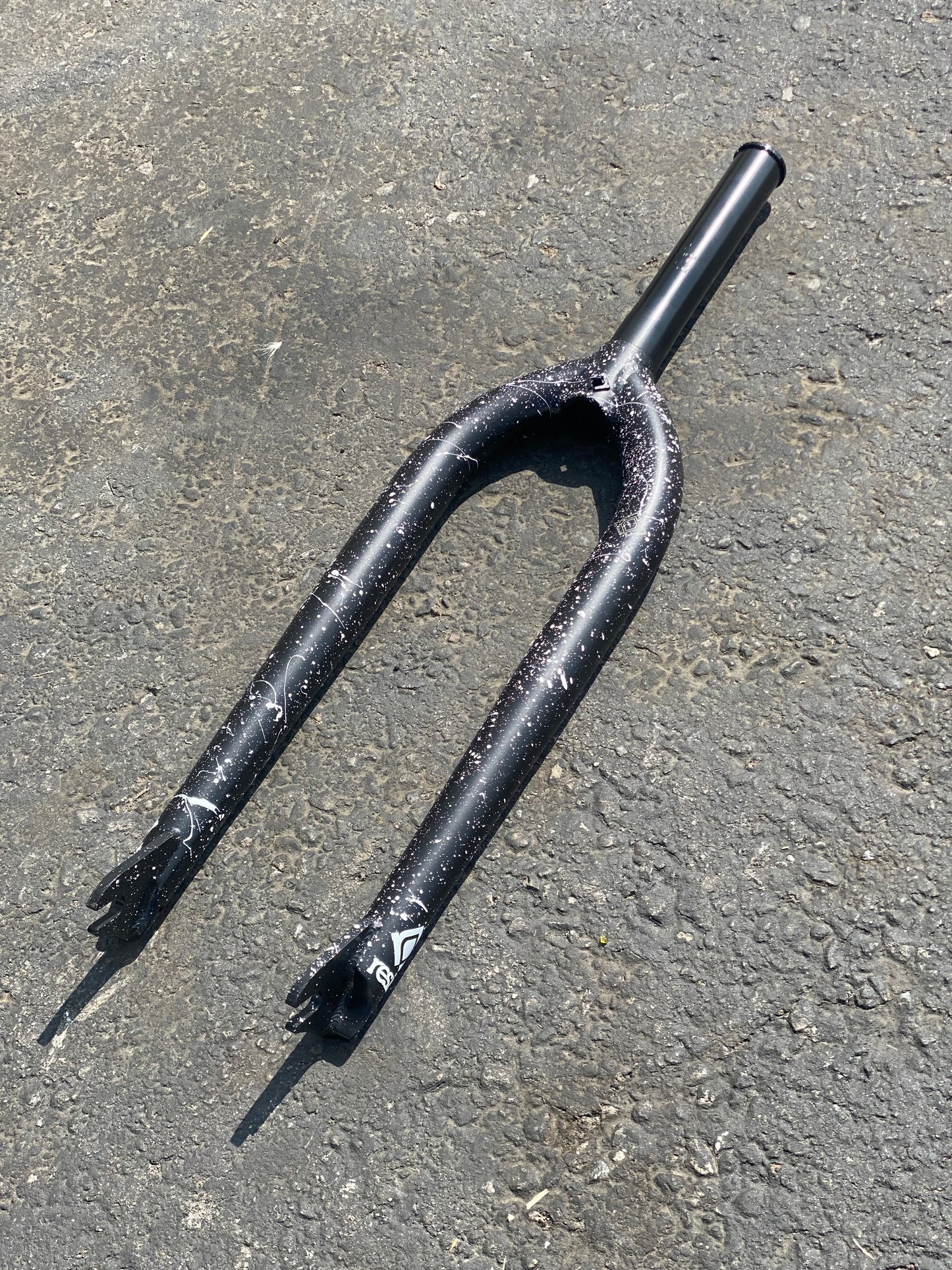 Resist 26" Forks, Splatter Forks