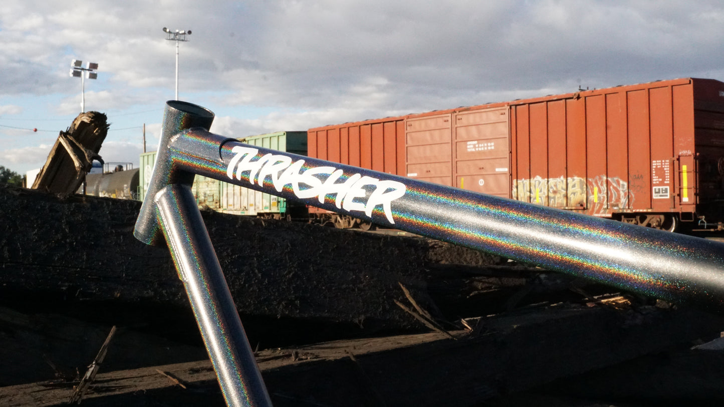 Volume Thrasher 700c Prismatic Universe/Black Colorway Frame