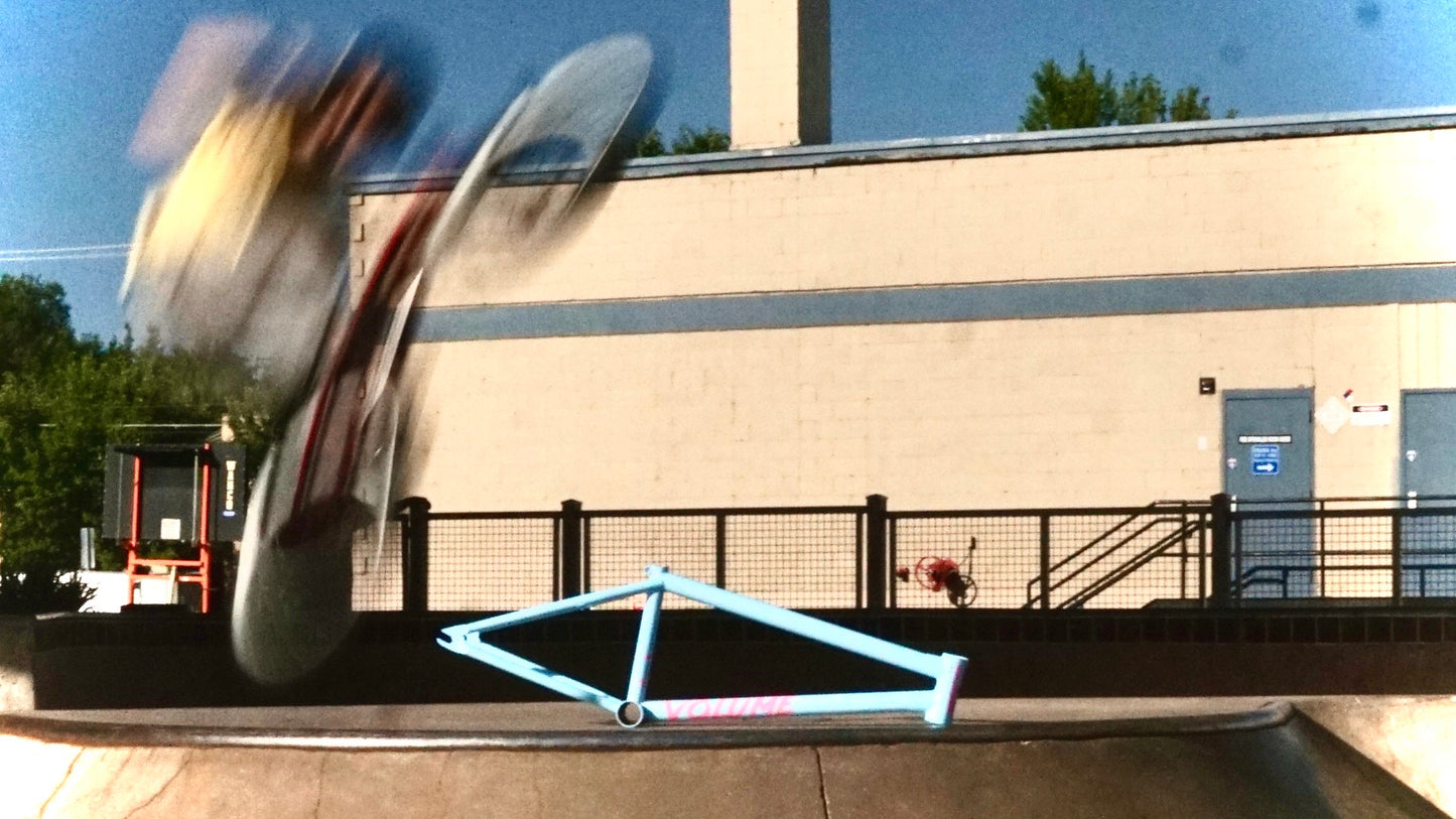 Volume x 503 BMX - Voyager XL Frame Nuclear Blue