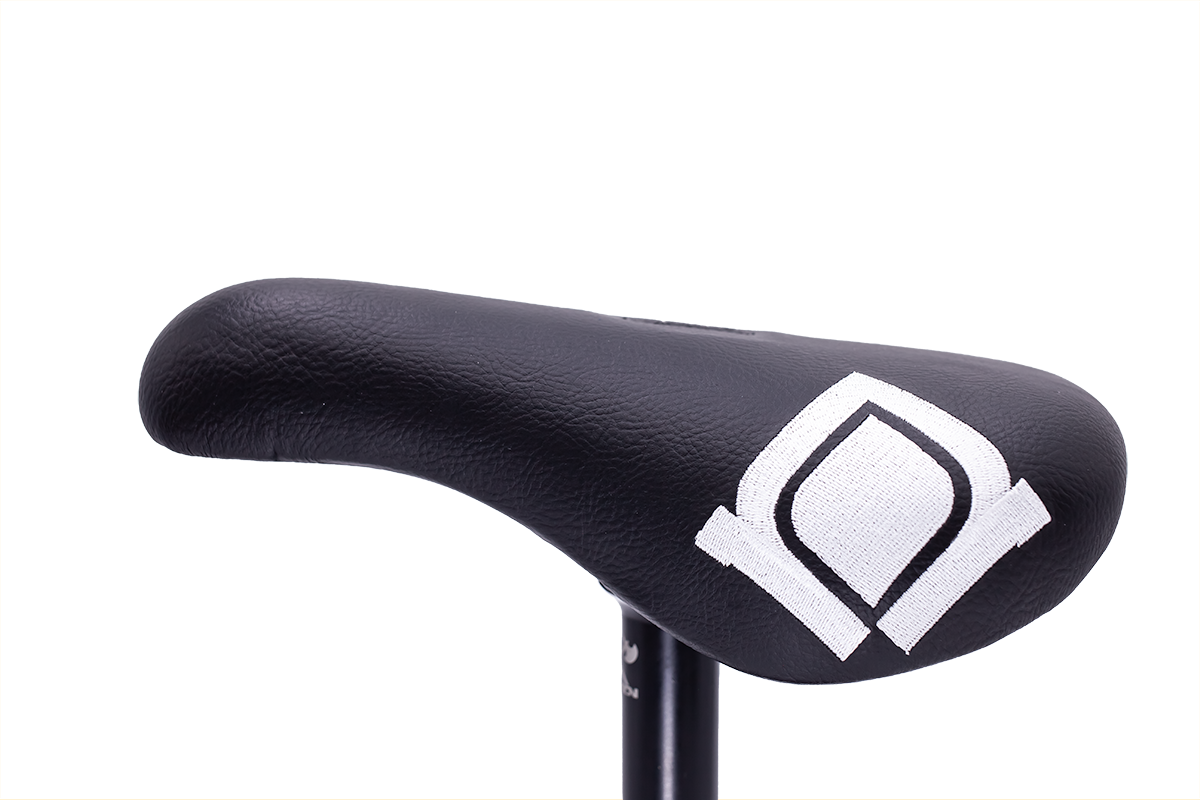 Resist Icon Seat