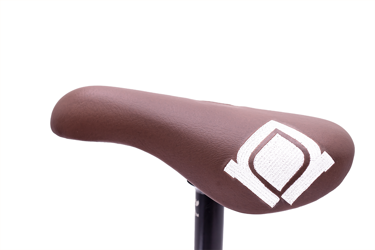 Resist Icon Seat