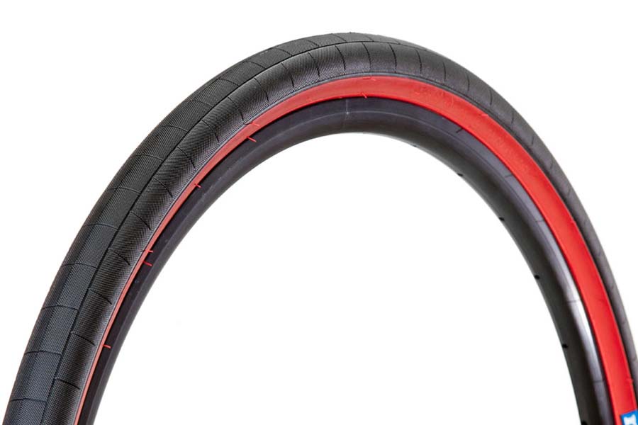 Resist 700C Nomad Tire