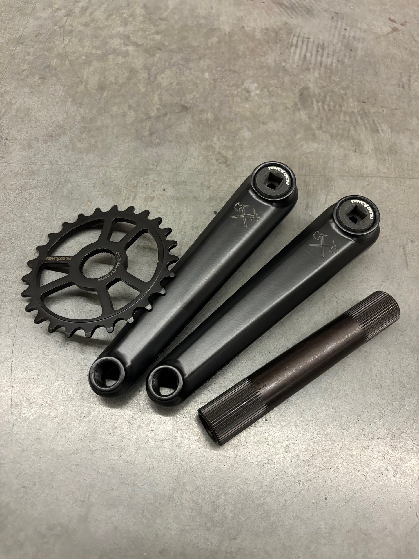 Demolition Revolt 24mm Crank / Sprocket Combo